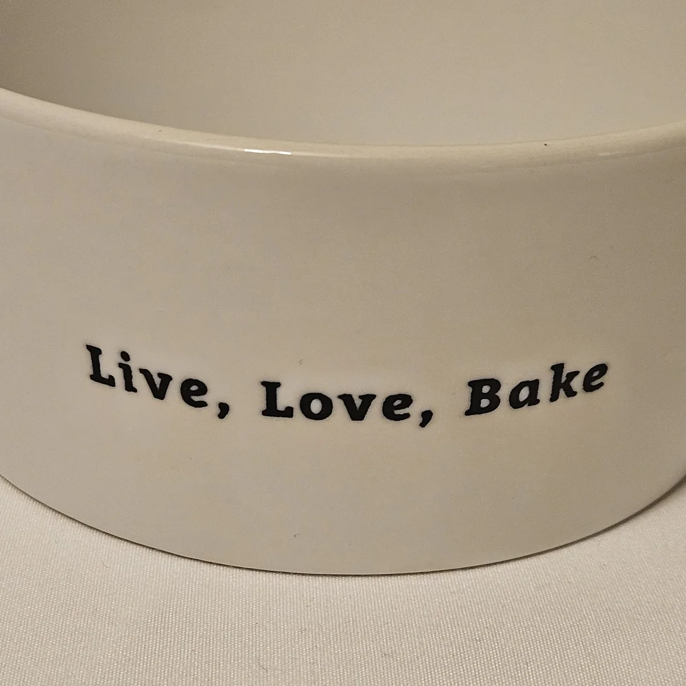 Live, Love, Bake Ceramic Baking Dish NEW - Picture 2 of 5